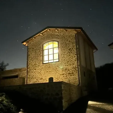 Fuoridicampo Rossa Alloggio per agriturismo Roncovetro